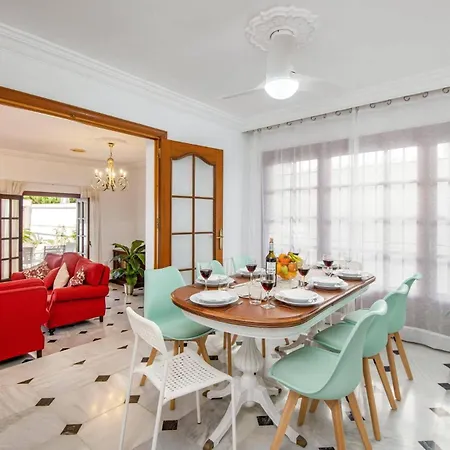 Holiday home Linda Casa Con Piscina Blanes